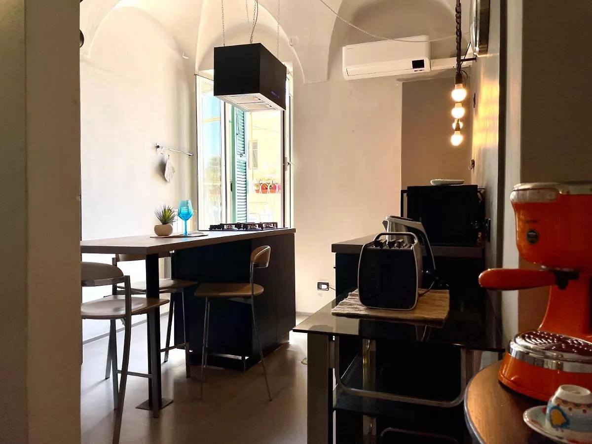 Frontemare Design In Centro Storico - Wifi E A/C Apartment Loano