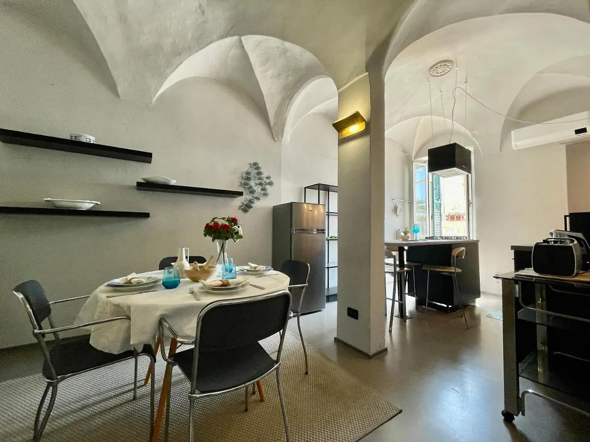Frontemare Design In Centro Storico - Wifi E A/C Apartment Loano Italy