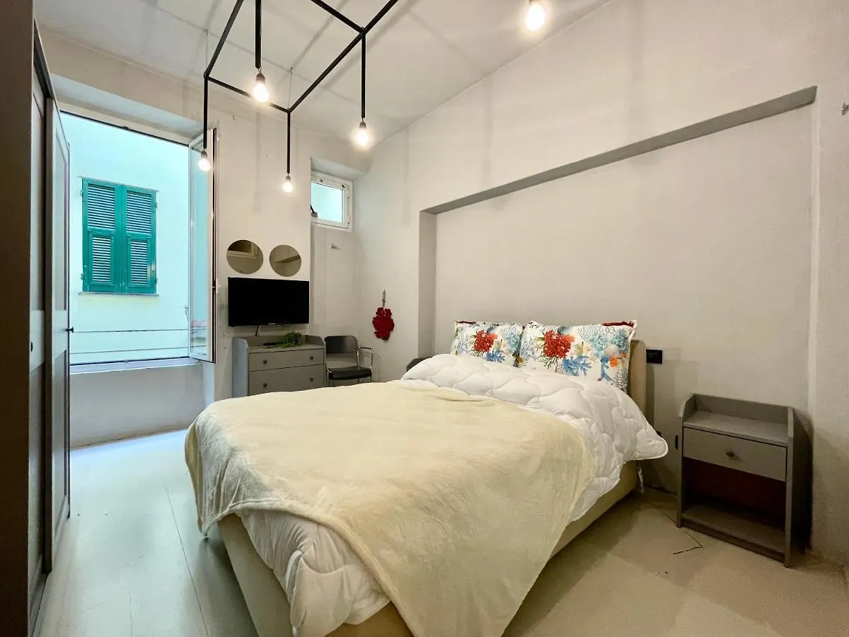 Frontemare Design In Centro Storico - Wifi E A/C Apartment Loano 0*,  Italy